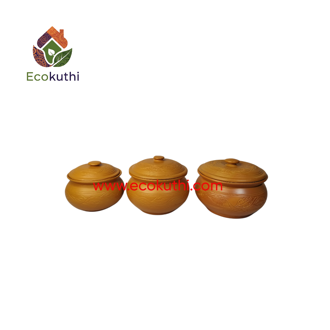 Clay Curry bowl with lid Pata Design